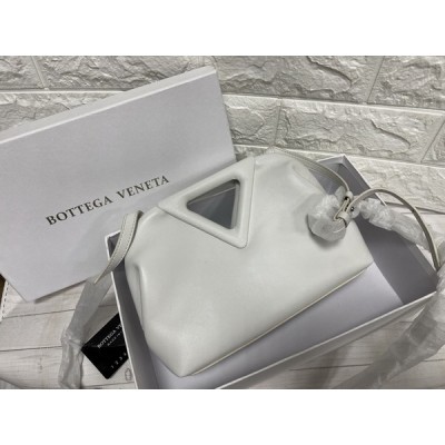 Сумка Bottega Venetta реплика в белом цвете арт 2233