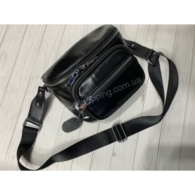 Сумка бананка  в черном цвете кожа арт 20275