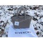 НОВИНКА! Оригинальная сумочка Givenchy Lux из натуральной кожи 1715