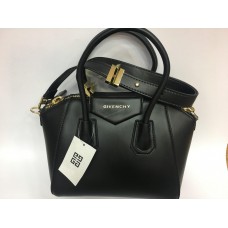 Кожаная женская сумка Givenhy Antigona small 1275