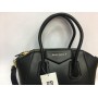 Кожаная женская сумка Givenhy Antigona small 1275