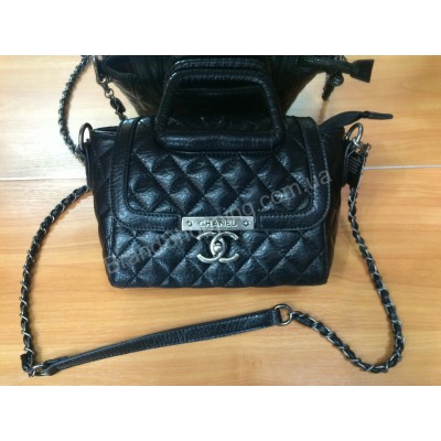 Кожаная женская сумка Chanel черная 6658