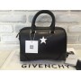 Кожаная стильная сумочка Givenchy star 1309