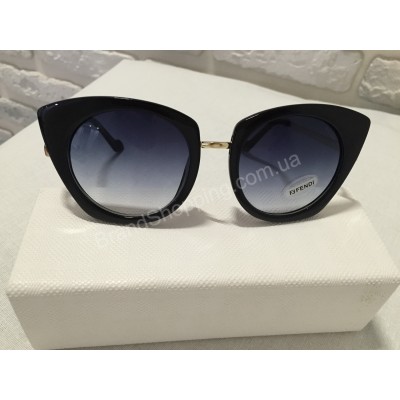 Солнцезащитные очки FENDI чёрные 9170F