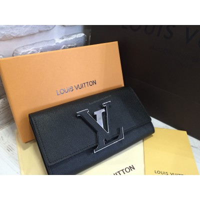 Кожаный кошелек Louis Vuitton 0512