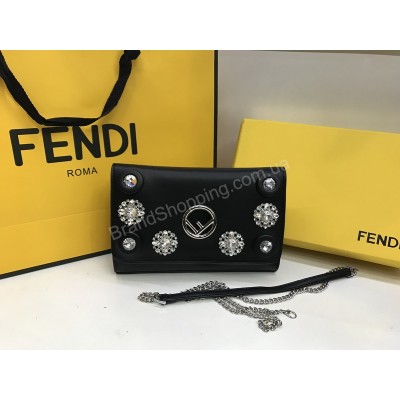 Сумочка Fendi Lux из натуральной кожи черная 1767